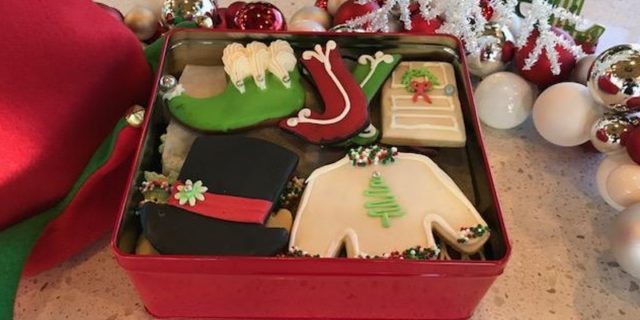 holiday-cookie-tins.jpg