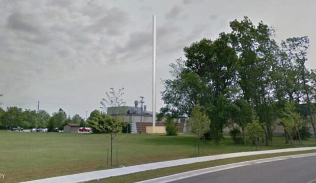 Welland-cell-tower.jpg