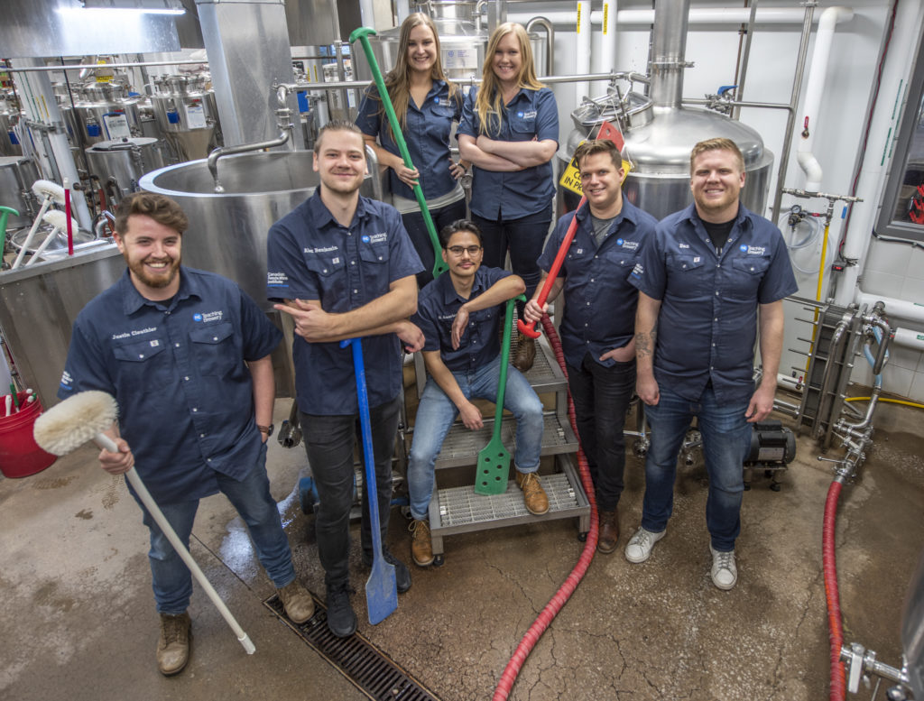 Caps, Corks and Forks Niagara College students prepare for ultimate