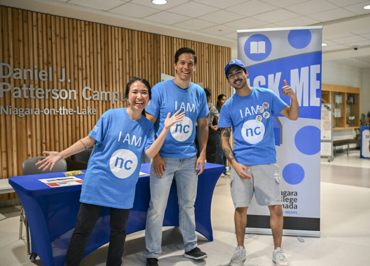 Orientation-volunteers_Sept2023_NOTL.jpg