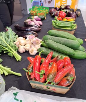 Produce table