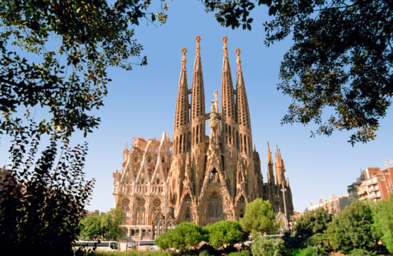 spain-barcelona-sagrada-familia-080416-az.jpg