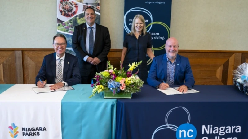 Niagara College and Niagara Parks strengthen partnership with new strategic collaborative agreement Niagara College and Niagara Parks strengthen partnership with new strategic collaborative agreement
