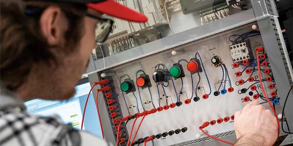 Image for Electrical Engineering Technology (Co-op)