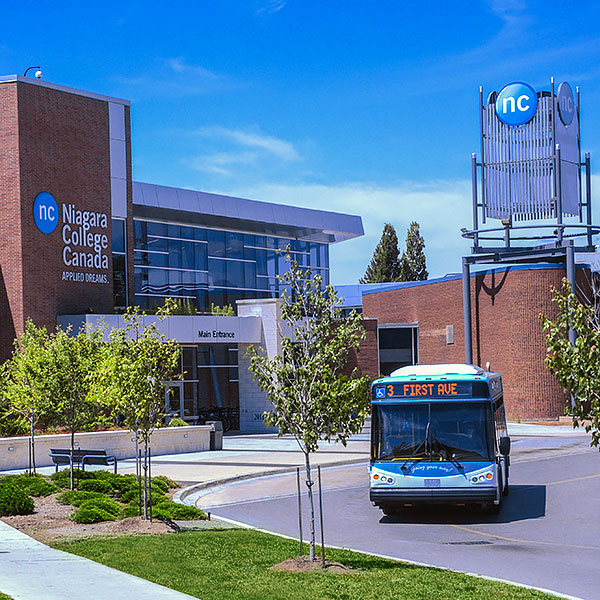 A bus infront of the Welland Campus